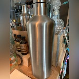60 oz. Corkcicle canteen